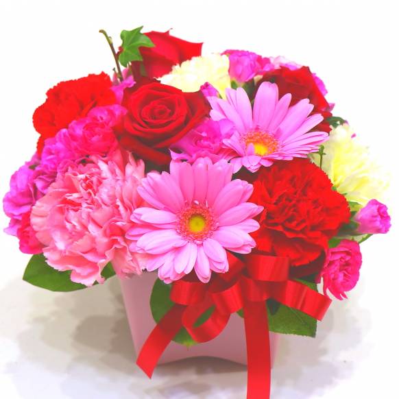 花キューピット加盟店 店舗名：花樹園
フラワーギフト商品番号：901920
商品名：《Flower arrangement》Colon Red