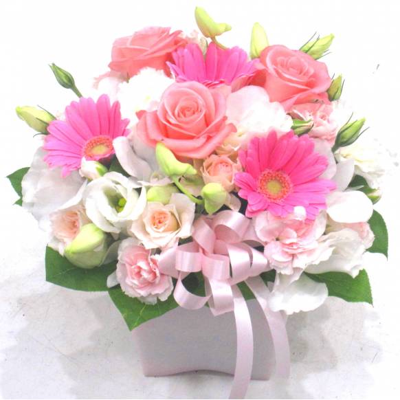 花キューピット加盟店 店舗名：花樹園
フラワーギフト商品番号：901923
商品名：《Flower arrangement》Pink Marble