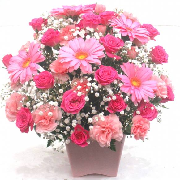 花キューピット加盟店 店舗名：花樹園
フラワーギフト商品番号：901931
商品名：《Flower arrangement》Pinky Gerbera