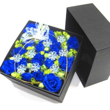 花キューピット加盟店 店舗名：花樹園
フラワーギフト商品番号：901939
商品名：《Box Flower》Premium Blue