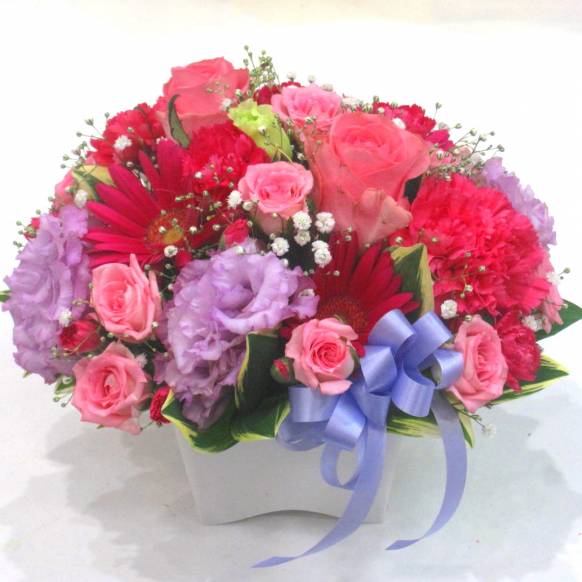 花キューピット加盟店 店舗名：花樹園
フラワーギフト商品番号：901948
商品名：《Flower arrangement》Calm Pink & Purple