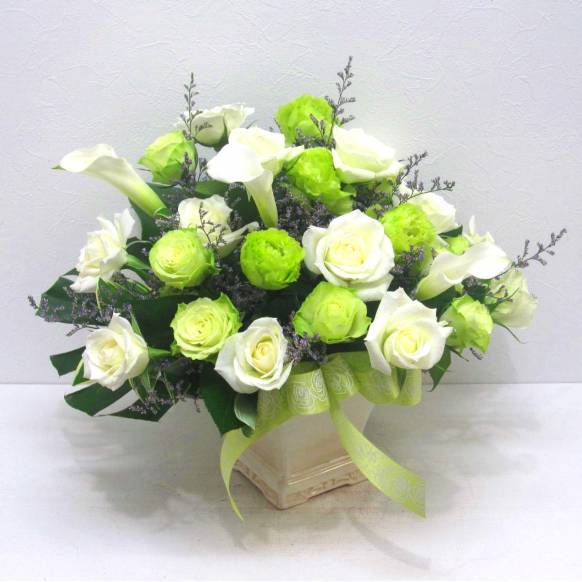 《Flower arrangement》Antique White
