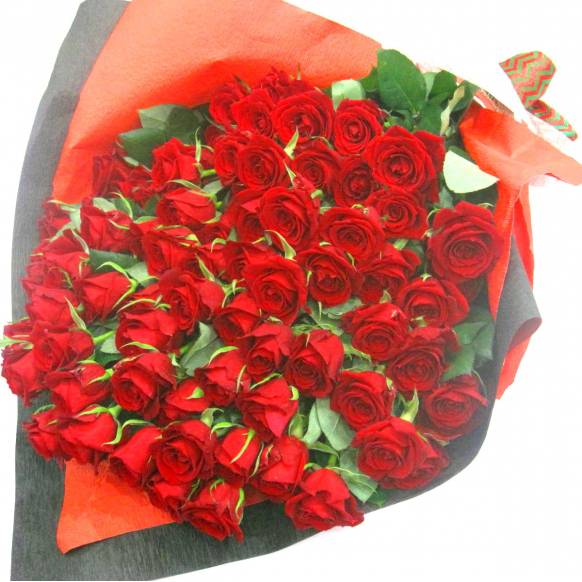 花キューピット加盟店 店舗名：花樹園
フラワーギフト商品番号：902109
商品名：《Bouquet》Premium Red Rose 80