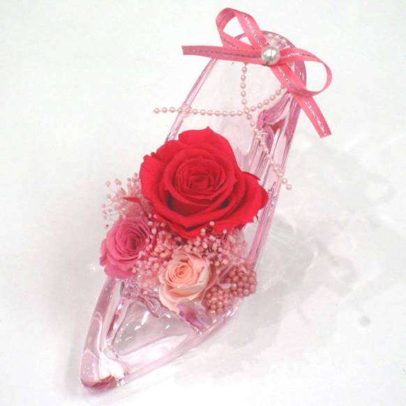 花キューピット加盟店 店舗名：花樹園
フラワーギフト商品番号：902247
商品名：《Preserved Flower》Acrylic High heels Hot Pink