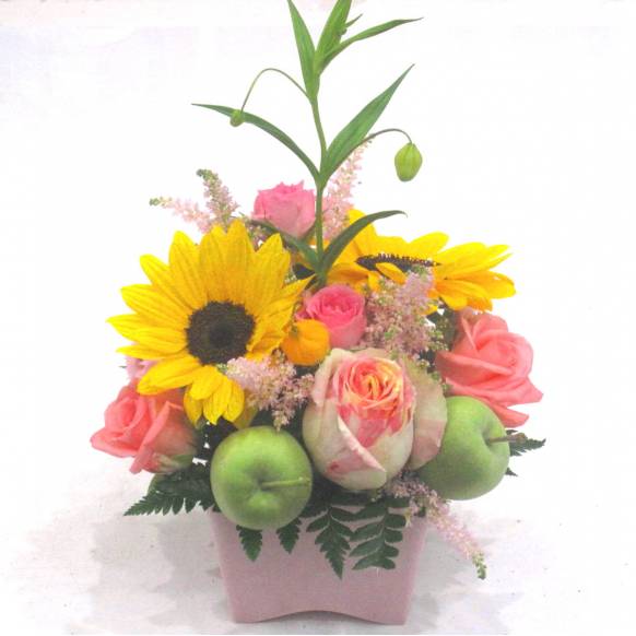 《Flower arrangement》Summer Pineapple